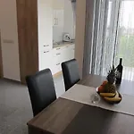 Tadić Apartament *
